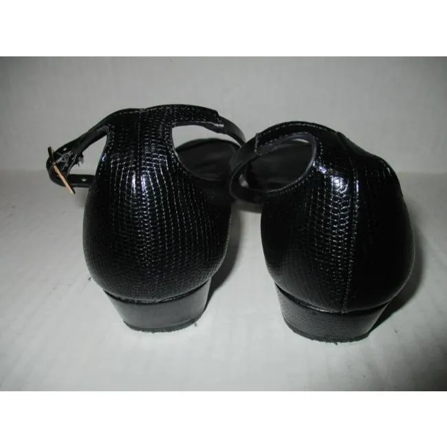 Aldo Black Pebbled Ankle Strap Flat Sandals Size Us