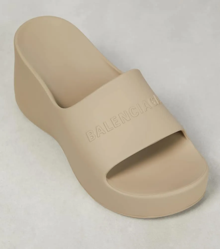Balenciaga Logo rubber slides