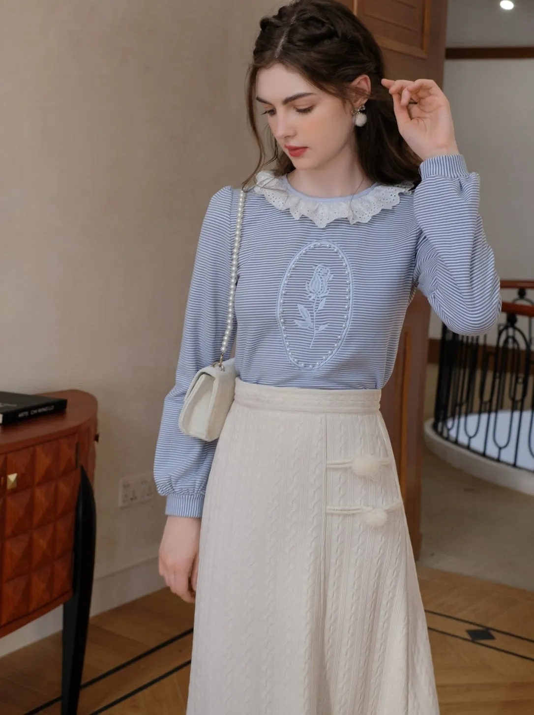 Border Retro Beaded Rose French Coastal Top