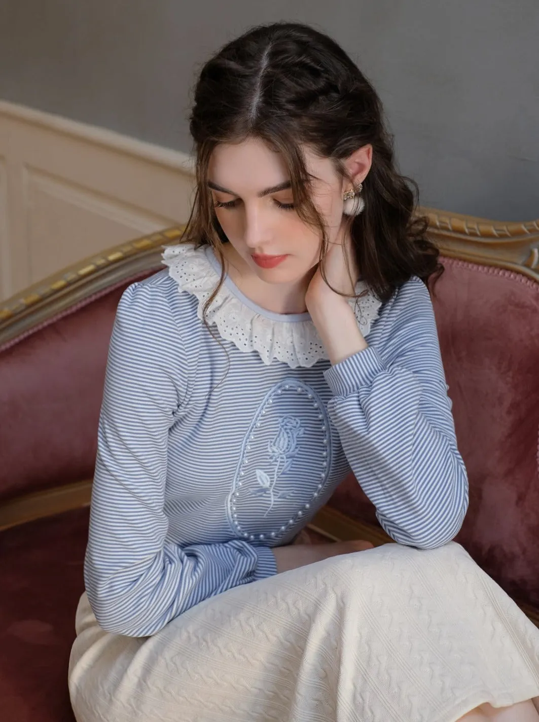 Border Retro Beaded Rose French Coastal Top