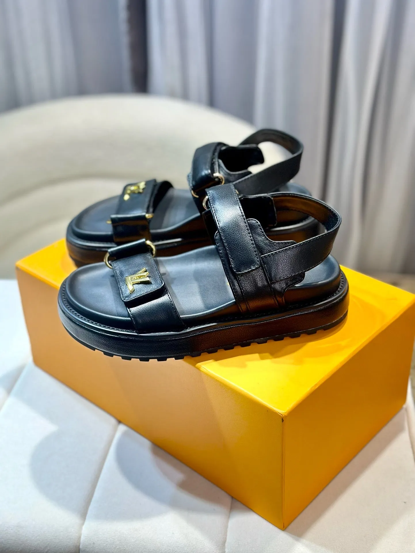 SE1374 LB Sandals / Size5-11
